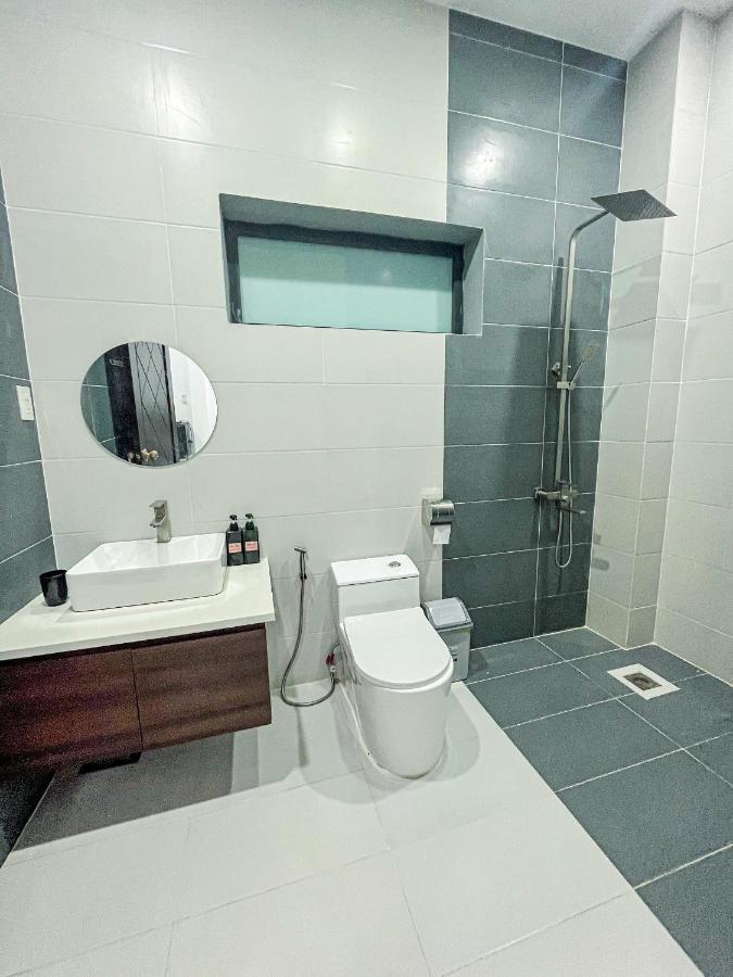 Long Xuyên River Hotel 5 מראה חיצוני תמונה