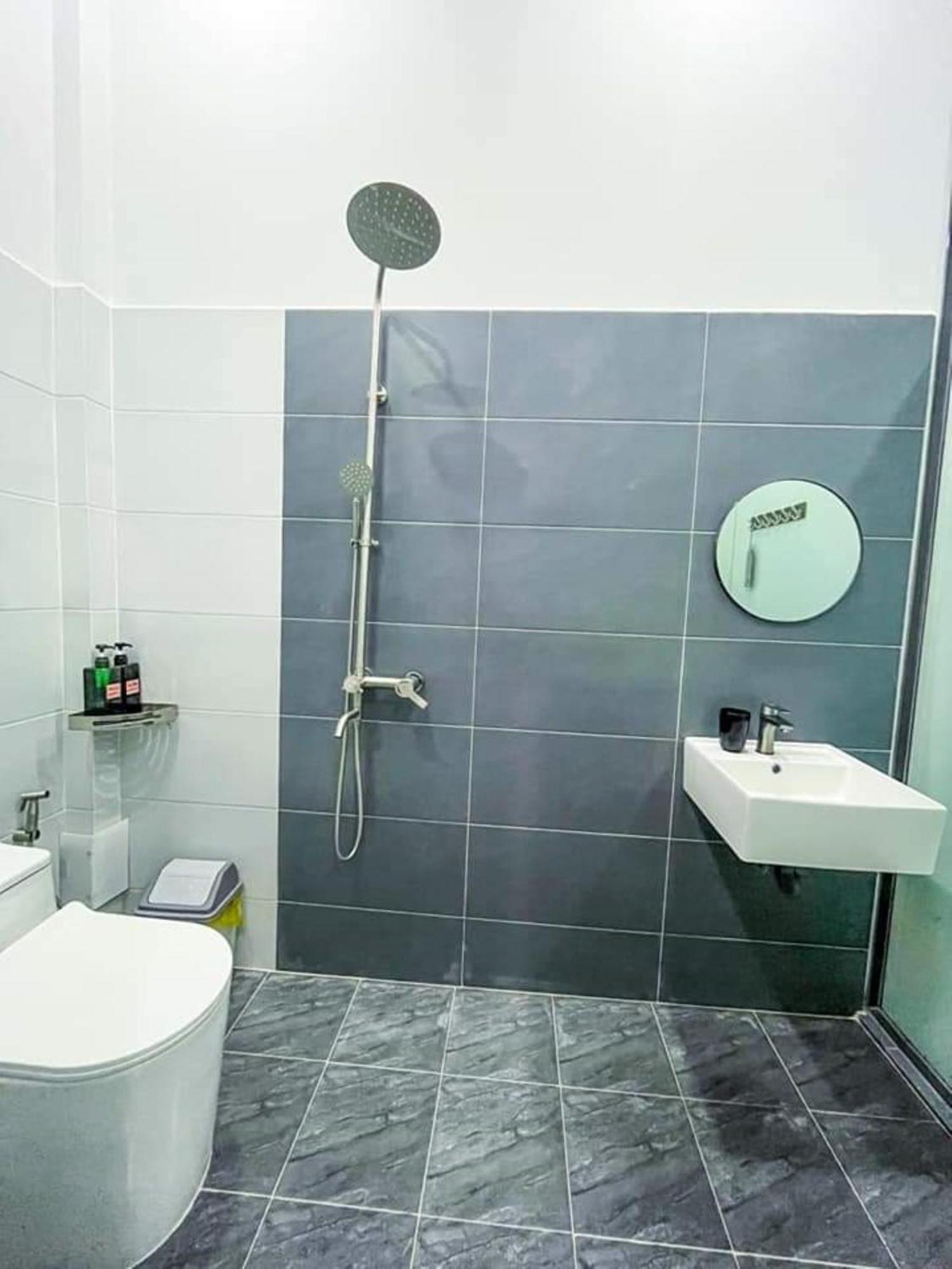 Long Xuyên River Hotel 5 מראה חיצוני תמונה